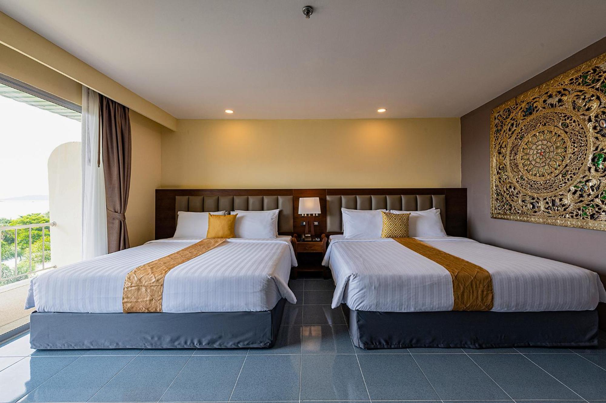 Blue Beach Grand Resort And Spa In Chalong Phuket By Dayuu Ban Saiyuan Exterior photo